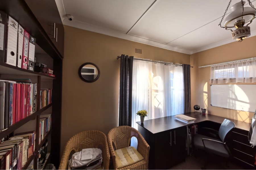 4 Bedroom Property for Sale in Hillcrest Northern Cape